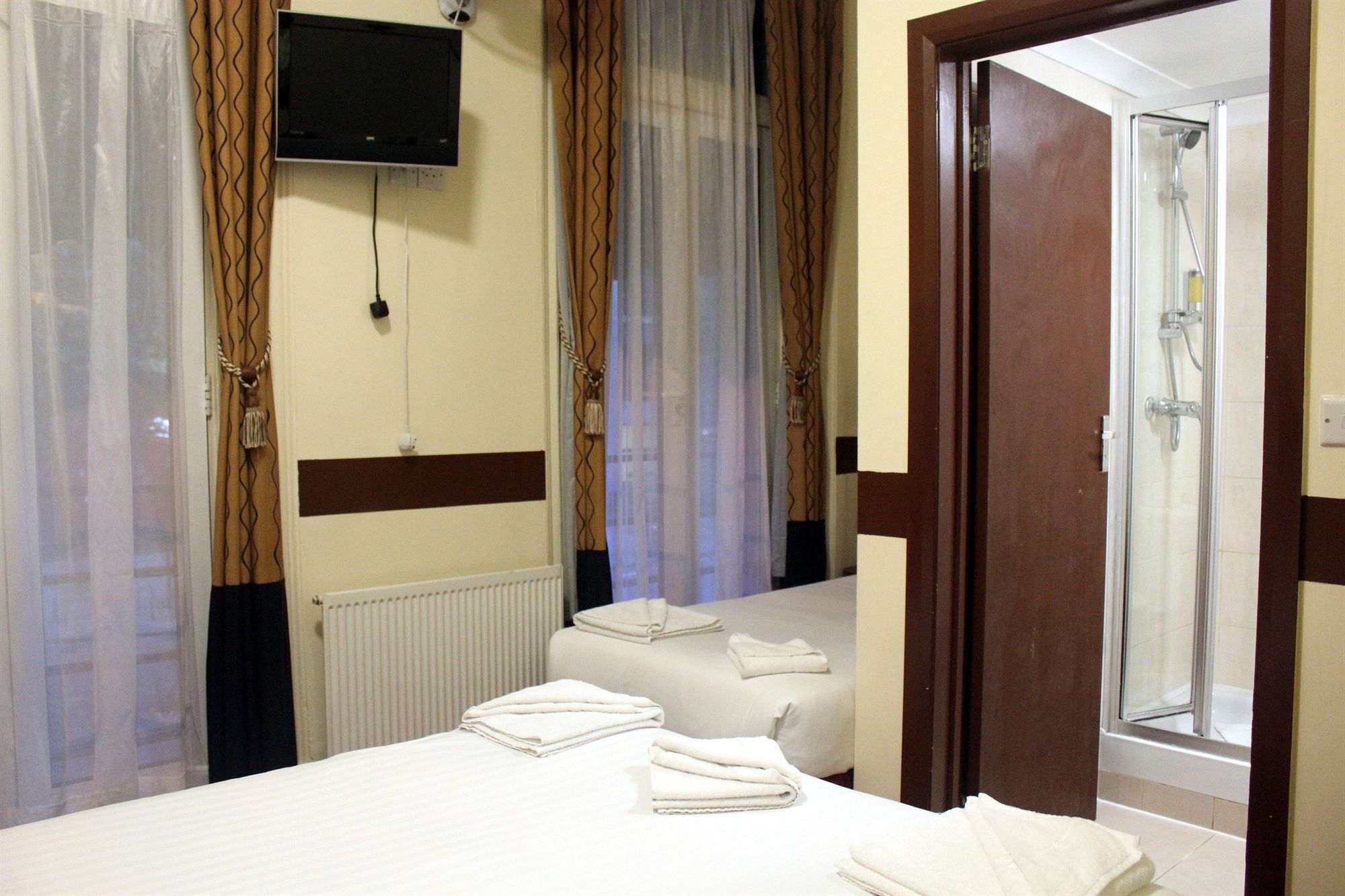 Victoria Station Hotel Londres Exterior foto